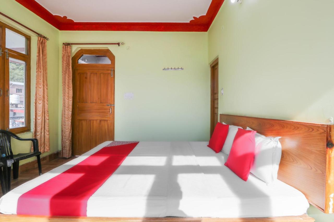 Oyo 63541 Hotel New Indra Lodge Joshīmath Kültér fotó