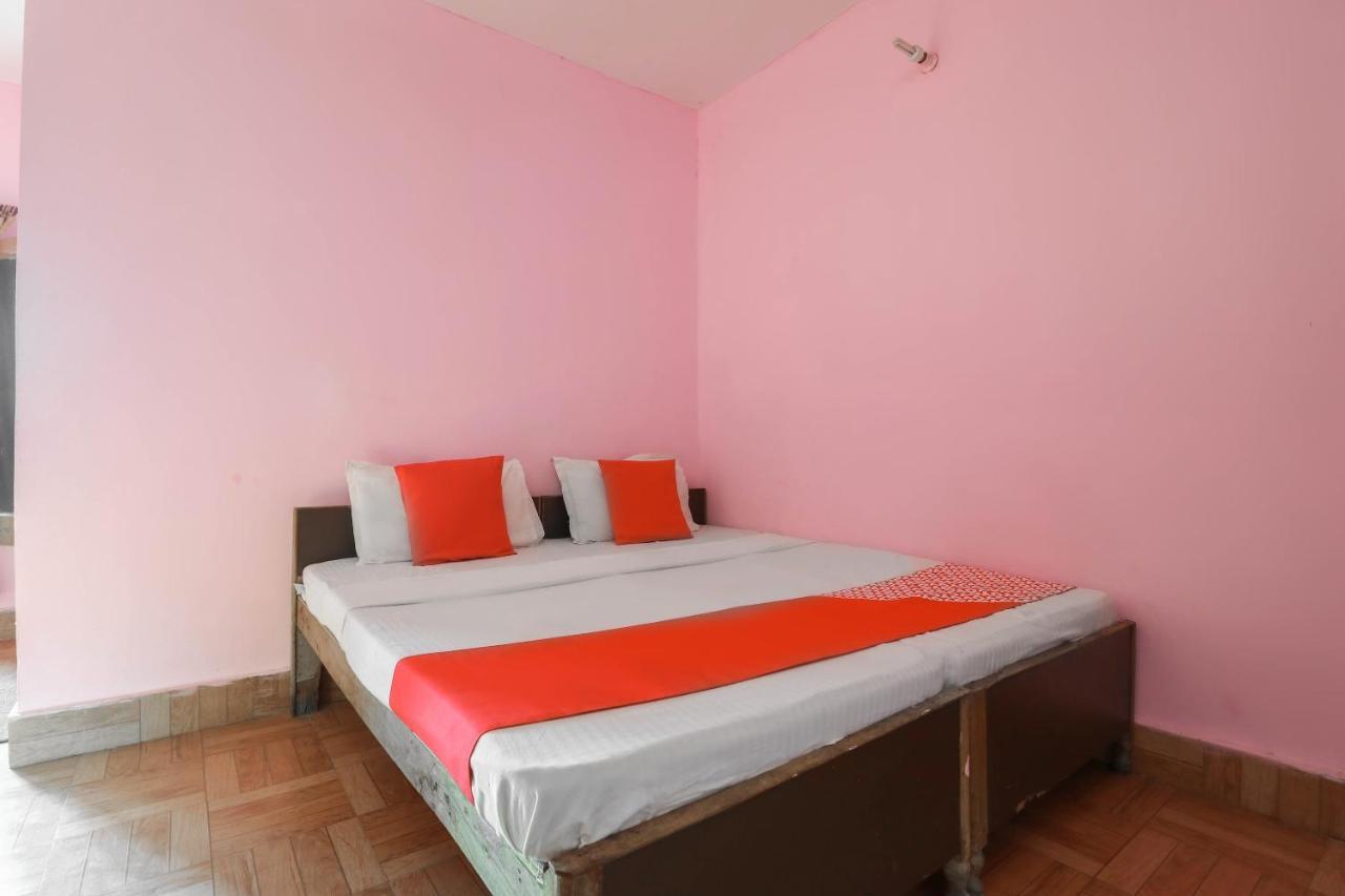 Oyo 63541 Hotel New Indra Lodge Joshīmath Kültér fotó